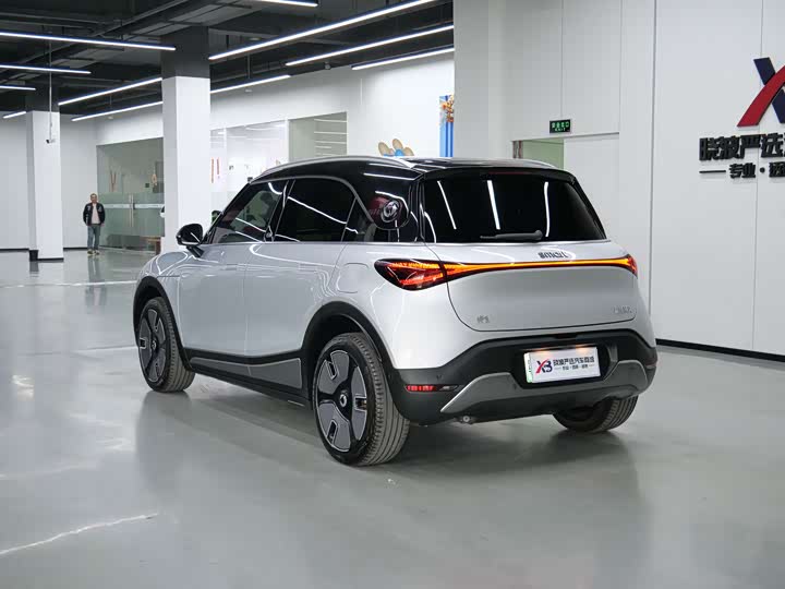 Фото 5 - Smart #1