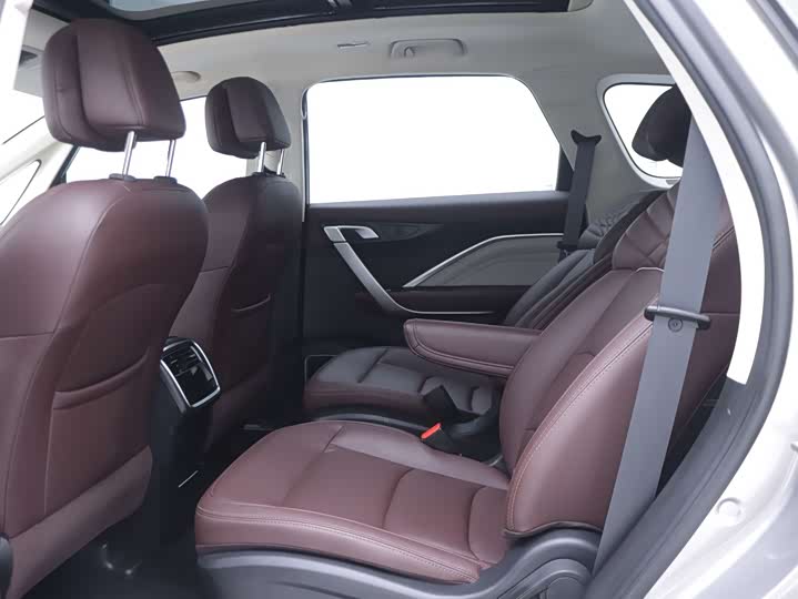 Фото 4 - Geely Jiaji