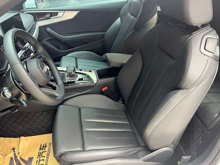 Фото 9 - Audi A5