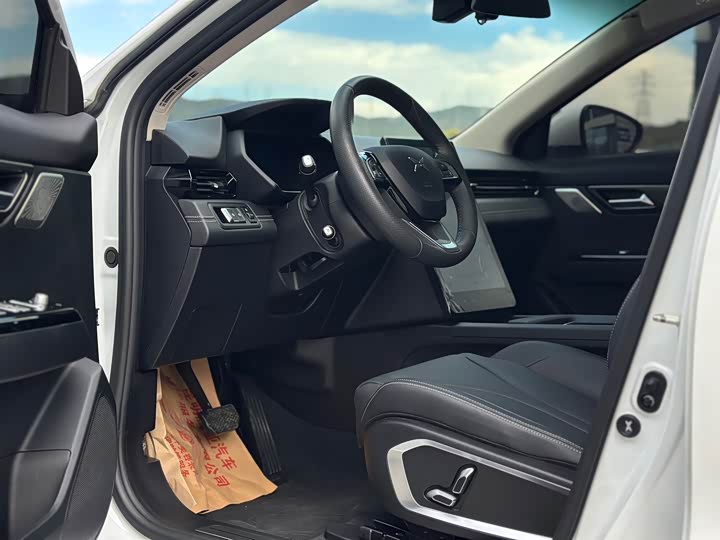 Фото 8 - XPeng G3