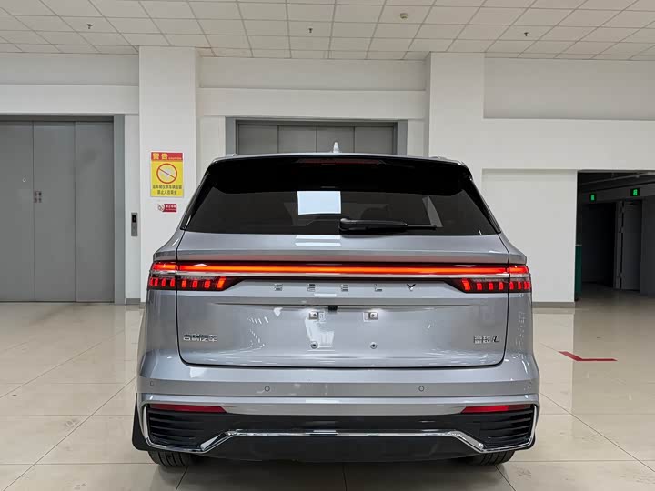 Фото 4 - Geely Monjaro