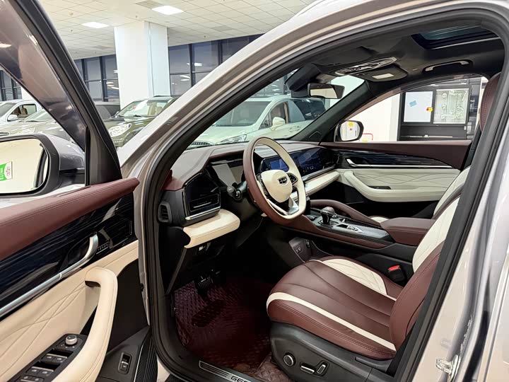 Фото 7 - Geely Monjaro