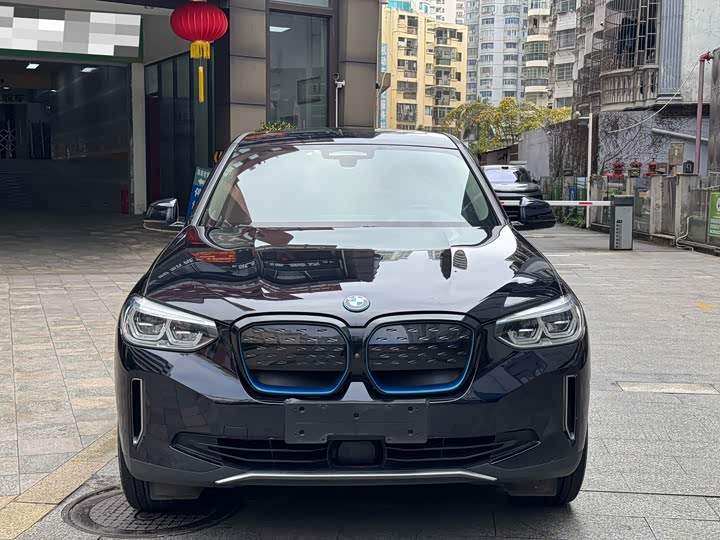 Фото 2 - BMW iX3