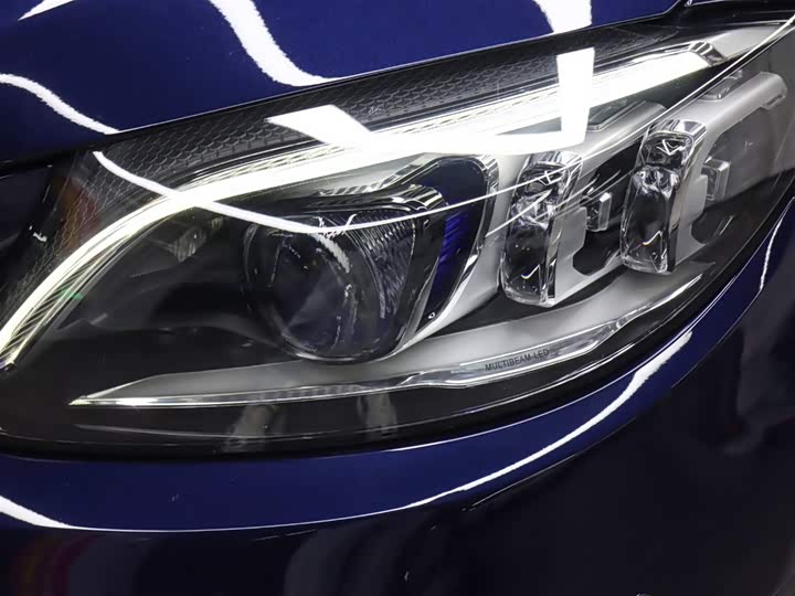 Photo 5 - Mercedes-Benz C-Class AMG