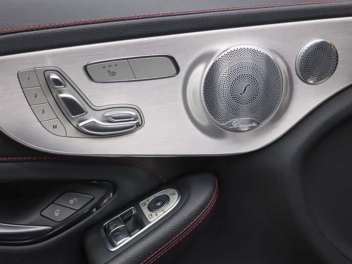 Photo 7 - Mercedes-Benz C-Class AMG