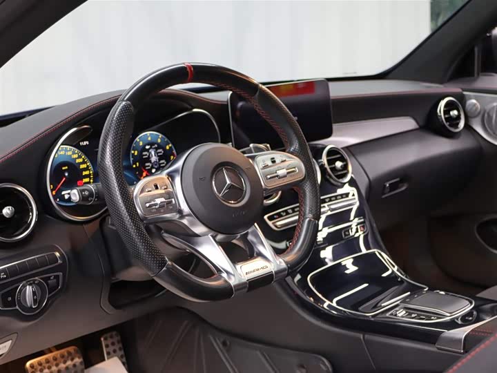 Photo 9 - Mercedes-Benz C-Class AMG