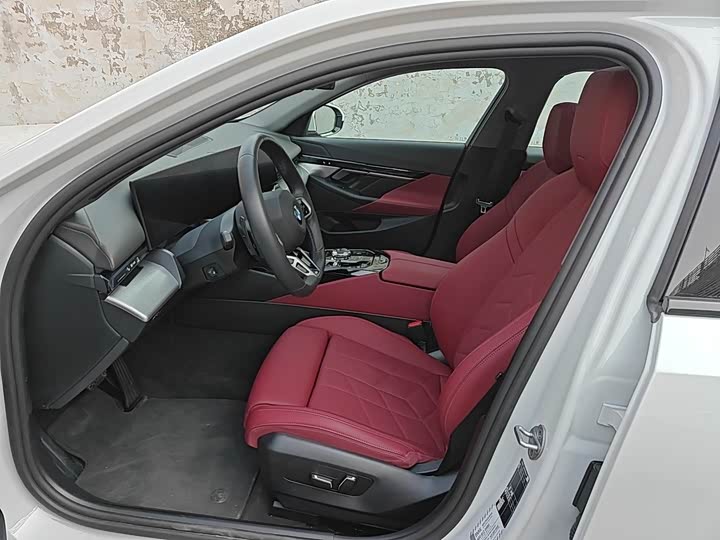 Фото 6 - BMW 5 Series