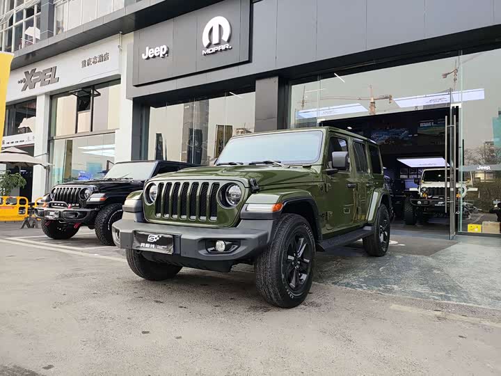 Фото 1 - Jeep Wrangler