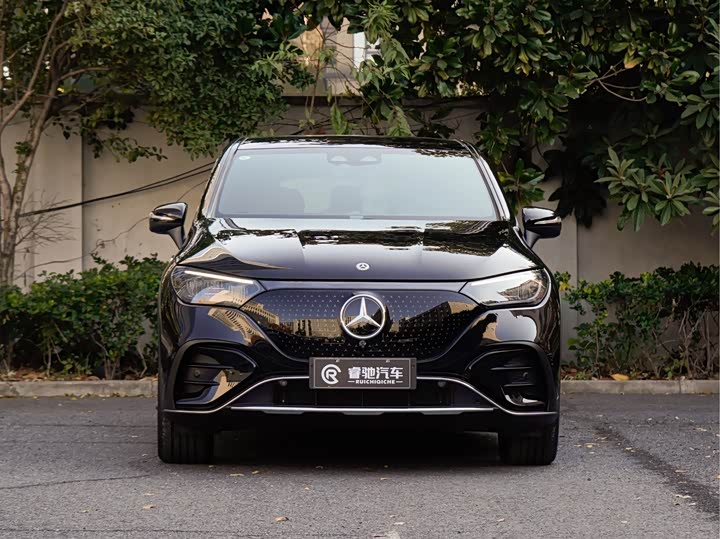 Фото 2 - Mercedes-Benz EQE SUV