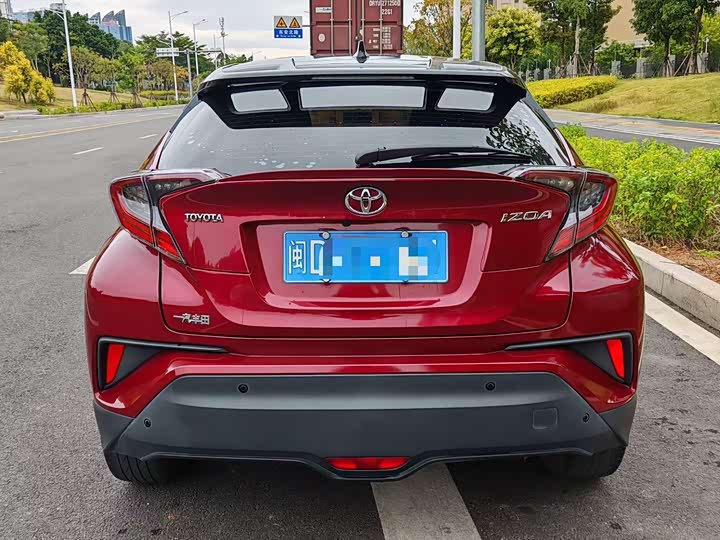 Фото 5 - Toyota Izoa