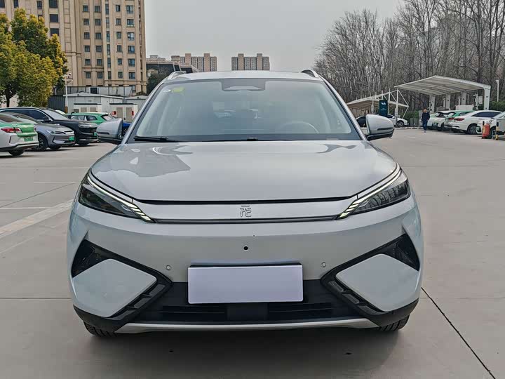 Фото 2 - BYD Yuan Plus