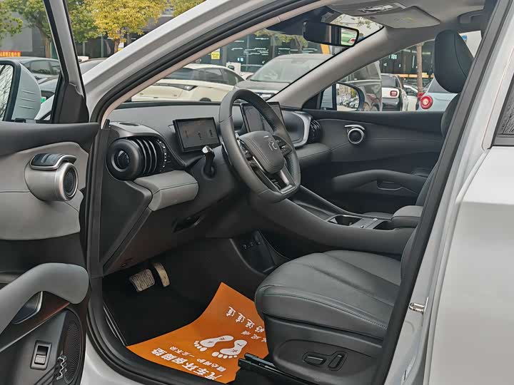 Фото 6 - BYD Yuan Plus