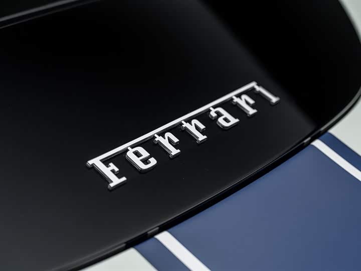 Фото 6 - Ferrari Roma