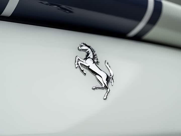 Фото 7 - Ferrari Roma