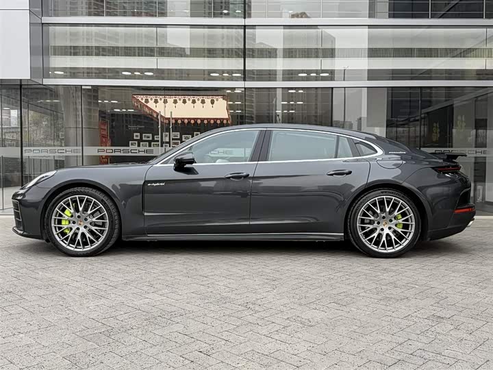 Фото 3 - Porsche Panamera Hybrid