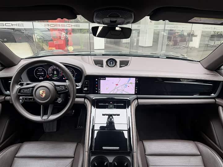 Фото 8 - Porsche Panamera Hybrid