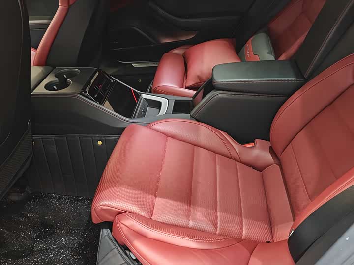 Фото 6 - Porsche Panamera