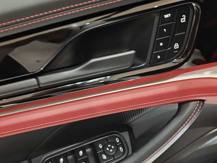 Фото 7 - Porsche Panamera