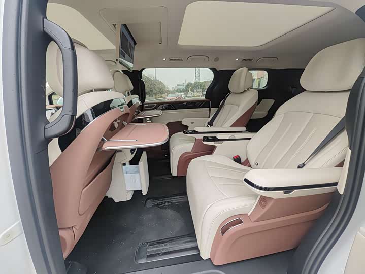 Фото 5 - BYD Xia