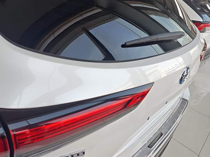 Фото 4 - Toyota Highlander