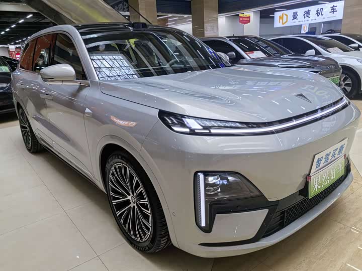 Фото 2 - Changan Deepal S09