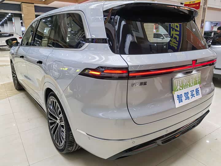 Фото 6 - Changan Deepal S09