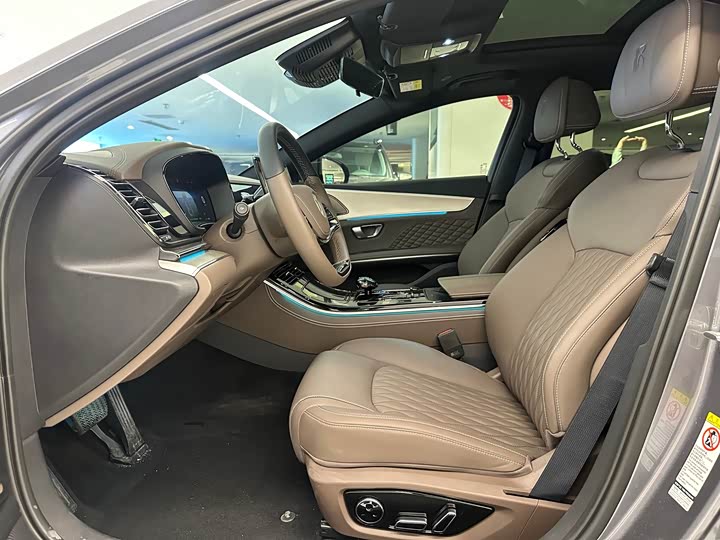 Фото 9 - BYD Han