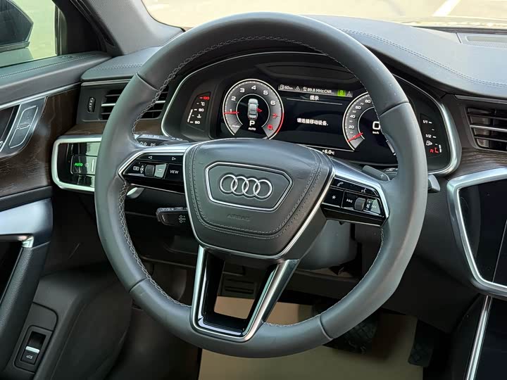 Фото 8 - Audi A6L