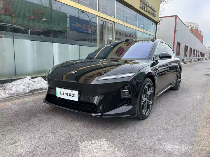 Фото 1 - Nio ET5T