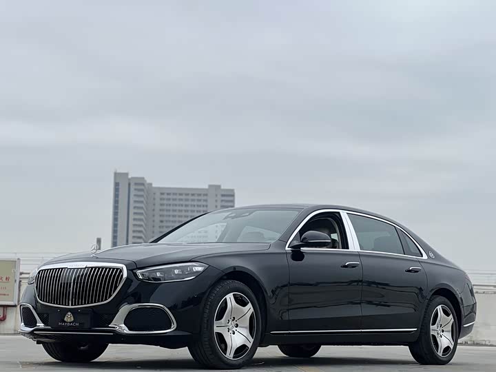 Фото 1 - Mercedes-Benz Maybach S-Class