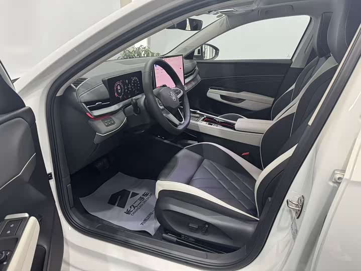 Фото 7 - Volkswagen Sagitar L