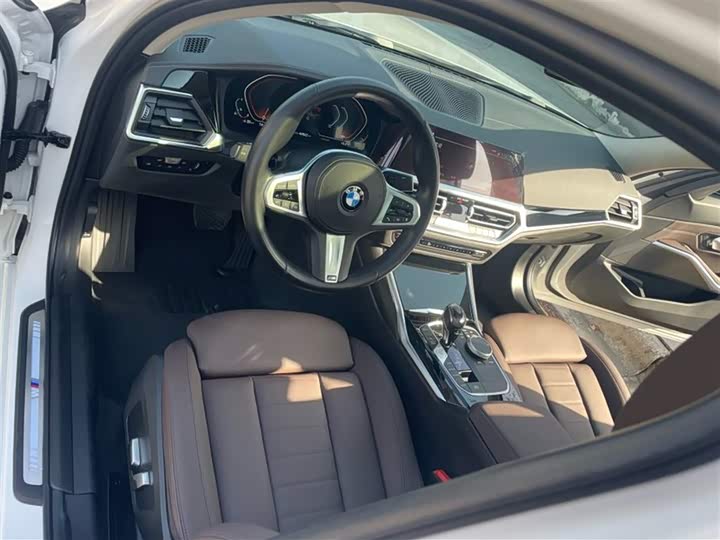 Фото 9 - BMW 3 Series