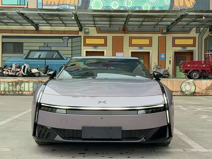 Фото 2 - XPeng P7