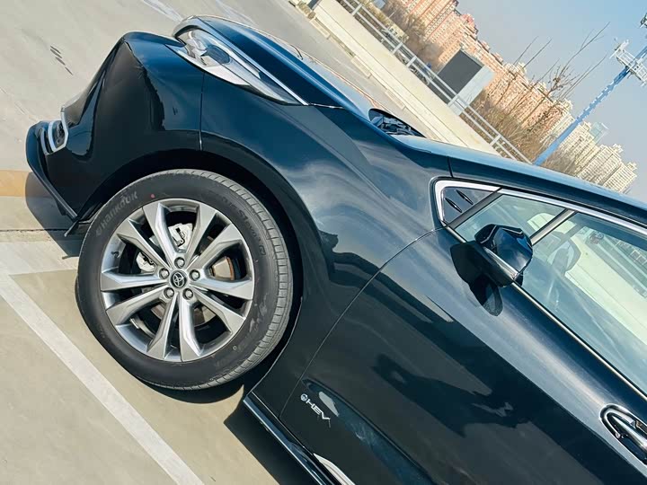 Фото 8 - Toyota Sienna