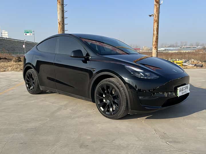 Фото 4 - Tesla Model Y