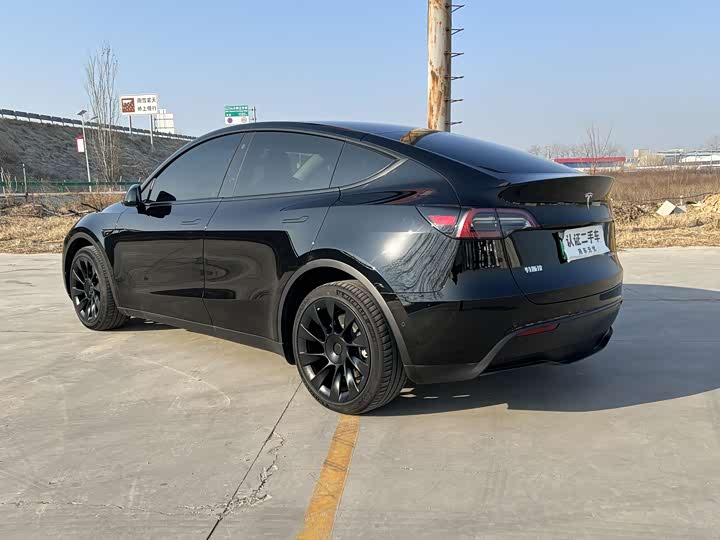 Фото 7 - Tesla Model Y