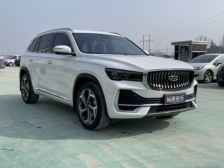 Фото 3 - Geely Monjaro