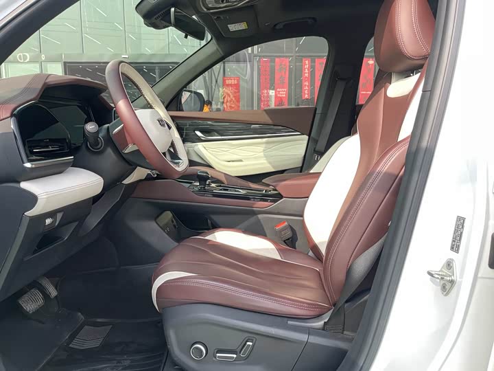 Фото 4 - Geely Monjaro