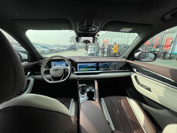 Фото 5 - Geely Monjaro