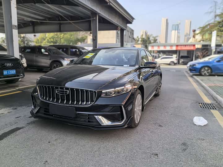 Фото 1 - Geely Preface