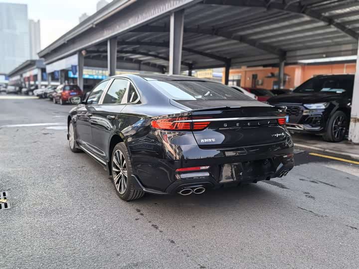 Фото 7 - Geely Preface