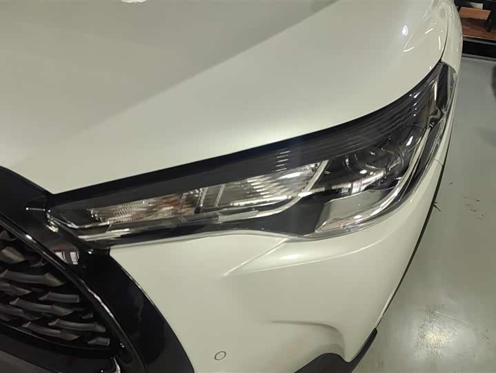 Photo 5 - Toyota Corolla Cross