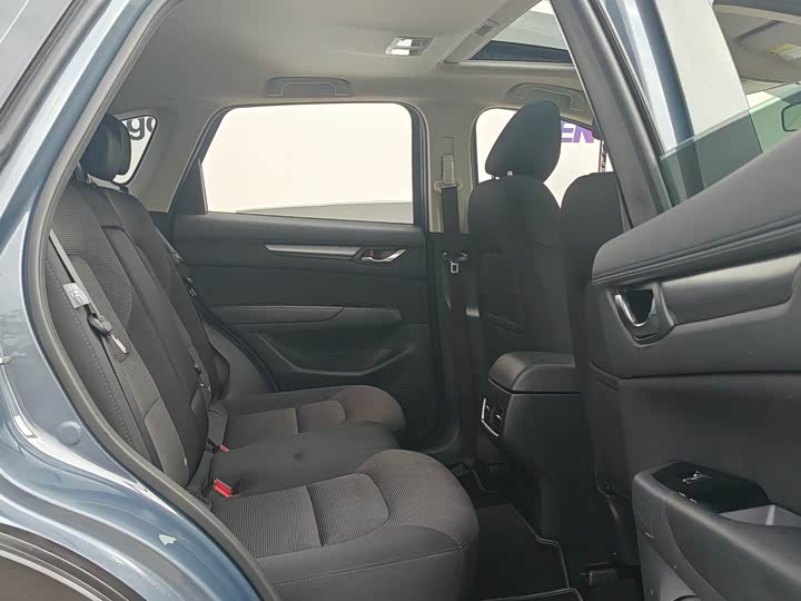 Фото 8 - Mazda CX-5