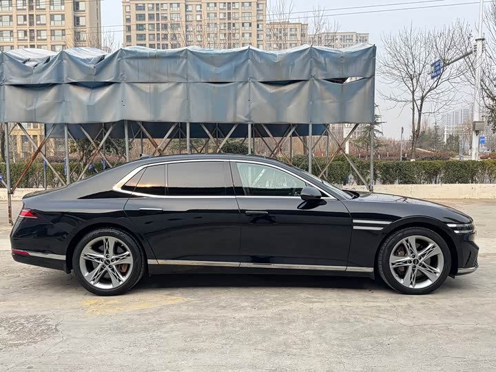 Фото 4 - Genesis G90