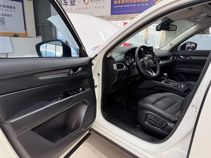 Фото 8 - Mazda CX-5