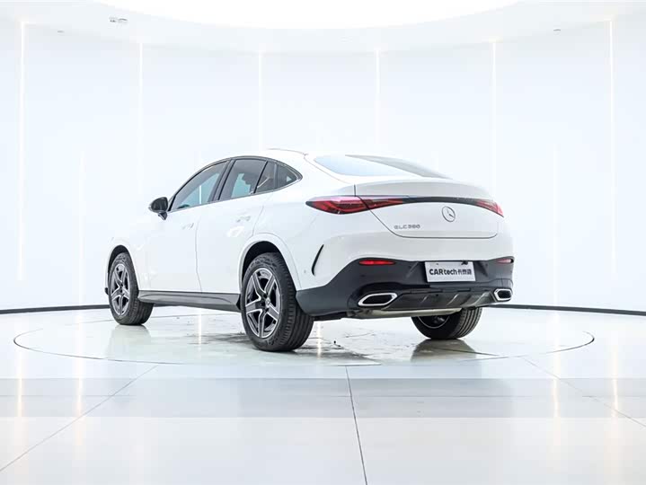 Фото 2 - Mercedes-Benz GLC-Class Coupe