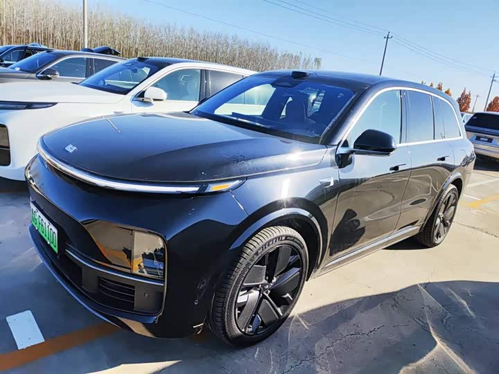 Фото 1 - LiXiang L8