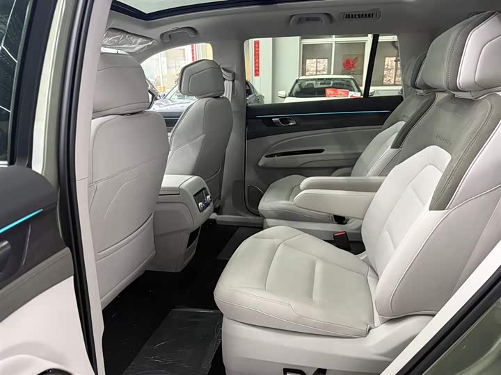 Фото 5 - Ford Equator Hybrid