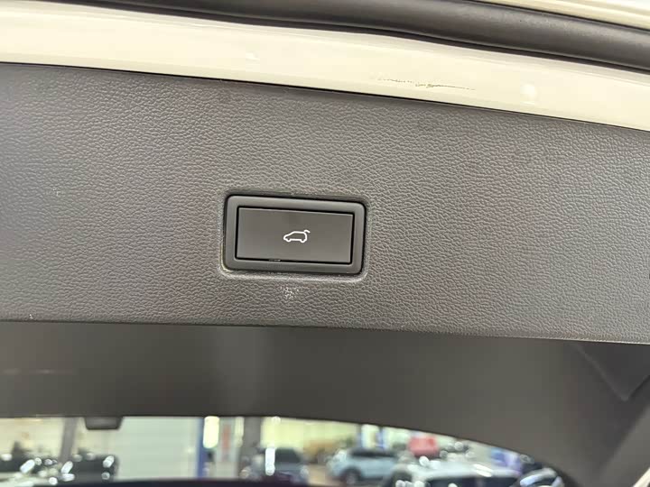 Фото 8 - Volkswagen T-Roc