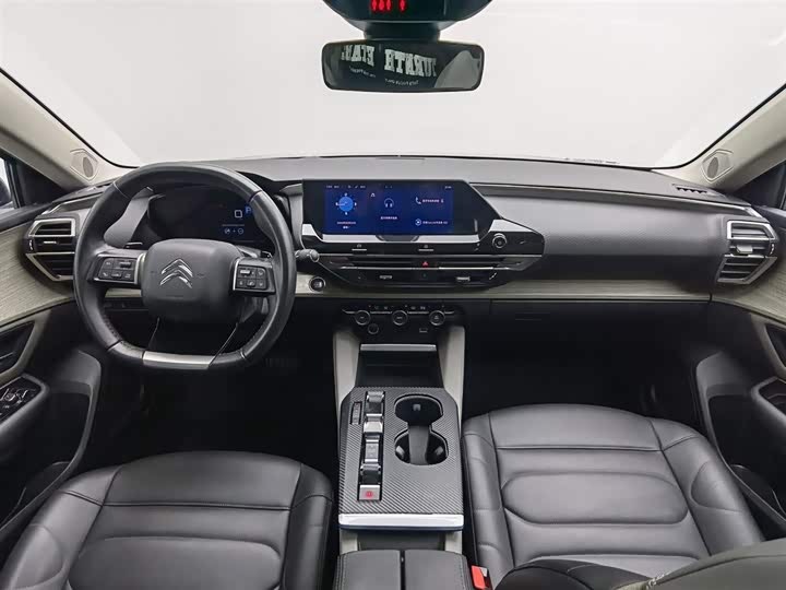 Фото 5 - Citroen C5 X